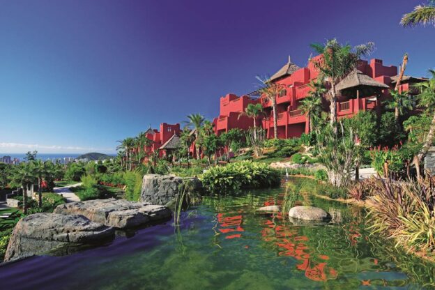 Asia Gardens Hotel & Thai Spa, a Royal Hideaway Hotel