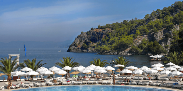 Hillside Beach Club